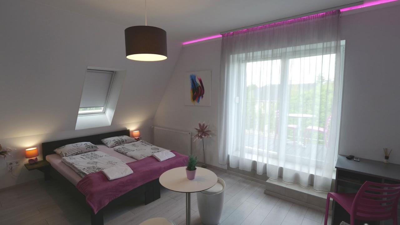 Anna Villa Fuered Boutique Rooms Balatonfured Luaran gambar