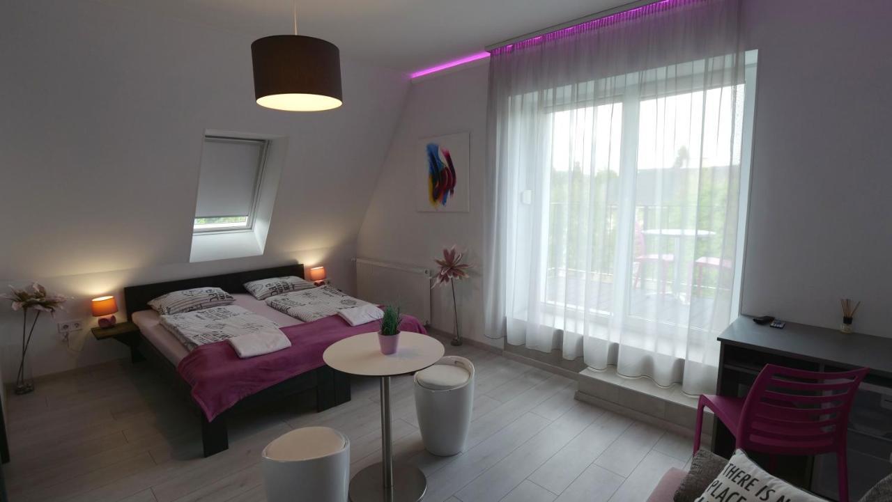 Anna Villa Fuered Boutique Rooms Balatonfured Luaran gambar
