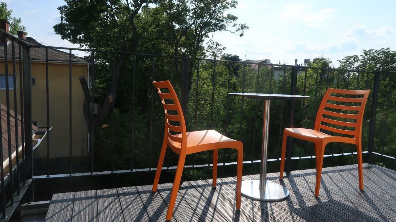 Anna Villa Fuered Boutique Rooms Balatonfured Luaran gambar