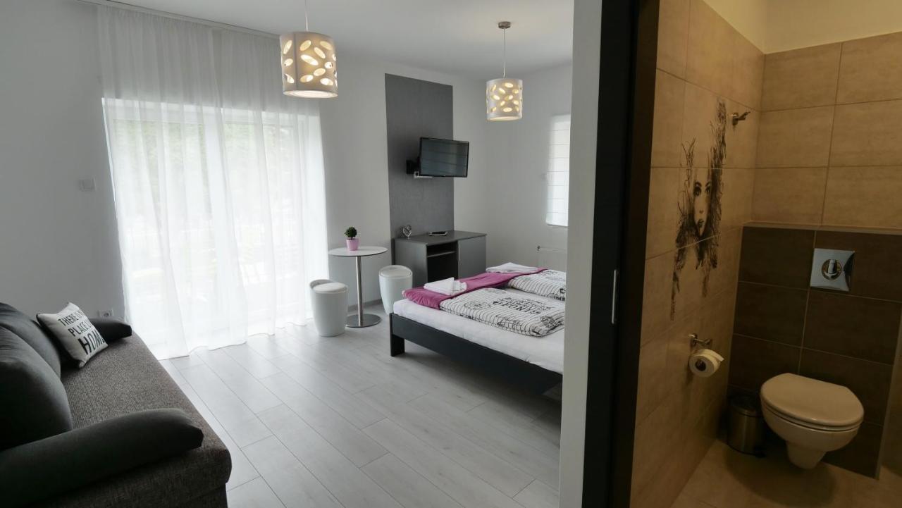 Anna Villa Fuered Boutique Rooms Balatonfured Luaran gambar
